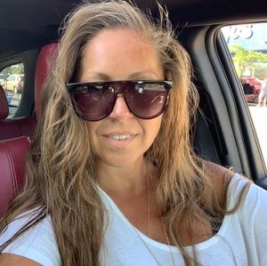 Meet your Posher, Veronica